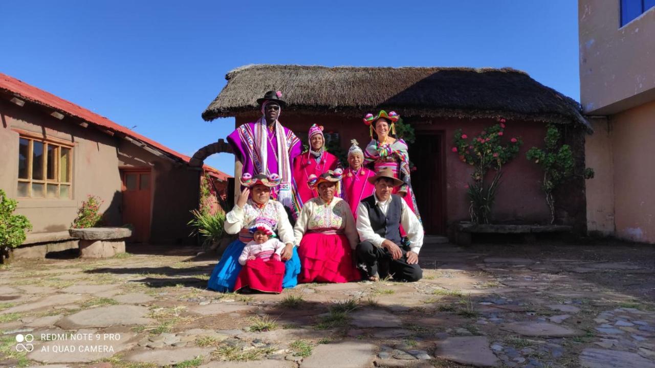 Hospedaje Rural La Florida En Llachon, Titicaca Puno Exteriör bild