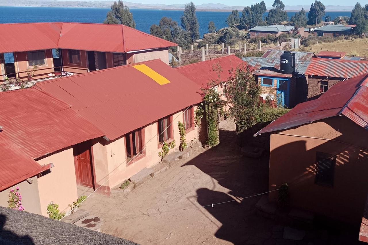 Hospedaje Rural La Florida En Llachon, Titicaca Puno Exteriör bild