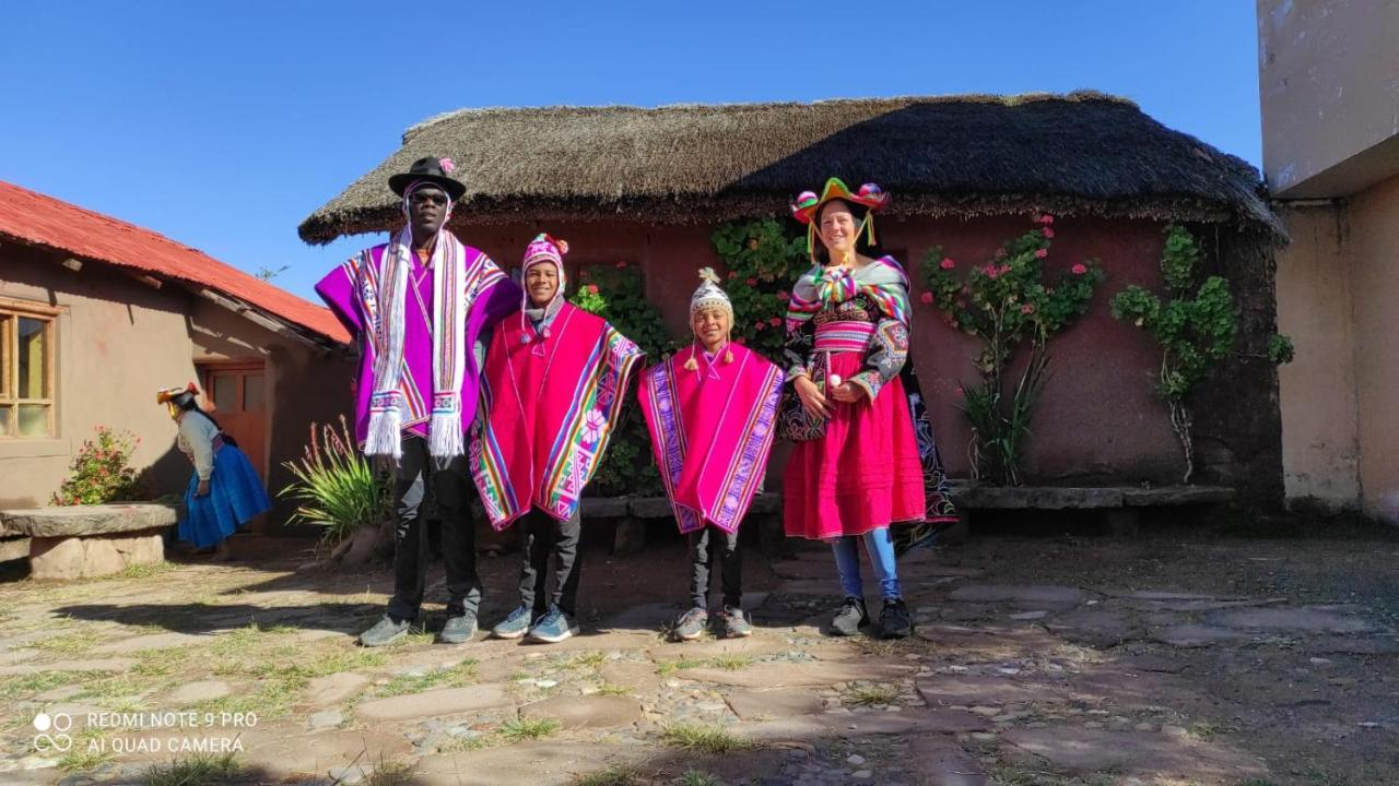 Hospedaje Rural La Florida En Llachon, Titicaca Puno Exteriör bild